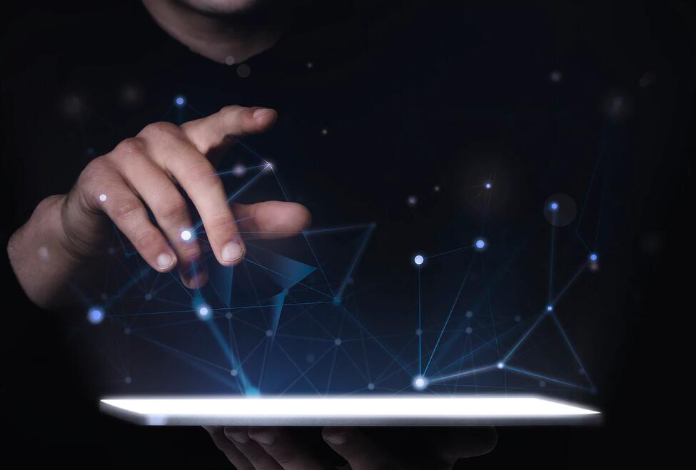 一部小说一个音乐学院教授抛弃结发妻子,和自己的女学生结婚了 教授和他的女大学生